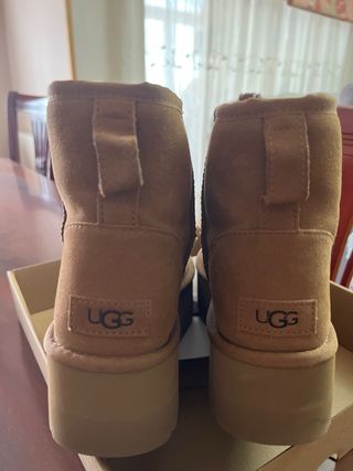 Stivali UGG Taglia [Taglia] Usati