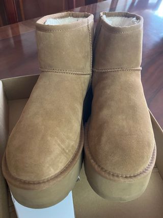 Stivali UGG Taglia [Taglia] Usati