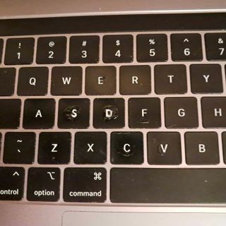 MacBook Pro 15 2018 A1990 i7 16GB 512GB SSD