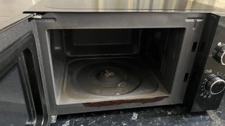 Microondas Mandine Negro