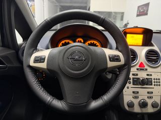 Opel Corsa 1.4 Enjoy (Etiqueta C)