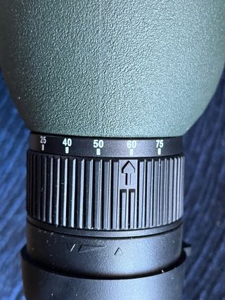 Telescopio terrestre con trípode