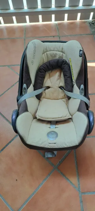 Bugaboo Camaleon beige + Maxi Cosi