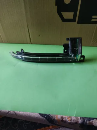 Intermitente retrovisor Audi A6 C6