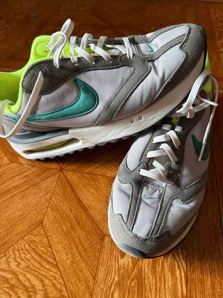 Zapatillas Nike Talla 43 Gris y Verde