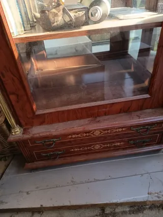 Mueble cristalera expositor madera y cristal