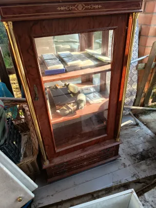 Mueble cristalera expositor madera y cristal