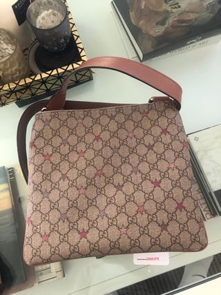 Borsa a tracolla Gucci GG Supreme con stelle