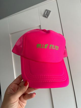 Gorra Rejilla Rosa Fluor Billie Eilish