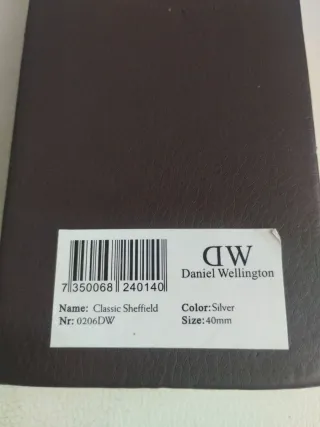 Reloj Daniel Wellington Negro y Dorado