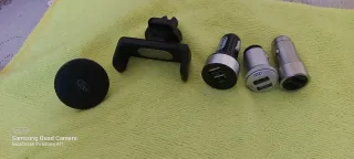 Soporte móvil coche y cargadores USB