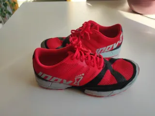 Zapatillas INOV-8 Terraclaw 42.5 Montaña