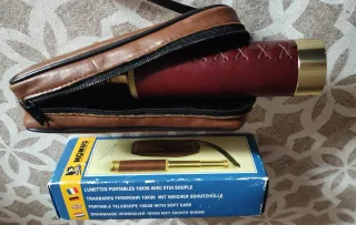 Catalejo portátil con funda de cuero