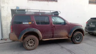 Baca africana Nissan Pathfinder
