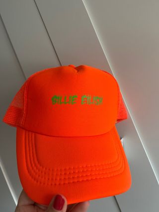 Gorra Billie Eilish Naranja Neón rejilla