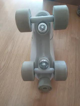 Patines KRF SCHOOL Talla 35 4 ruedas blancos