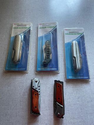 Coltellino multiuso pieghevole