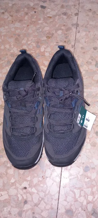 Zapatillas Kalenji grises y turquesa