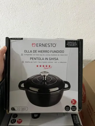 Olla de Hierro Fundido Ernesto Negra