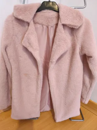 Abrigo de pelo rosa nuevo