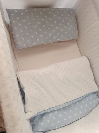 Minicuna madera blanca plegable con ruedas