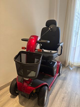 Scooter eléctrico movilidad reducida