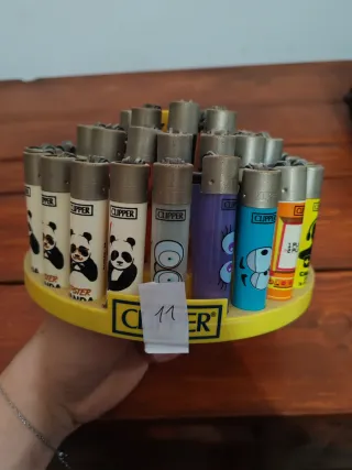 Clipper con espositore funzionanti e non