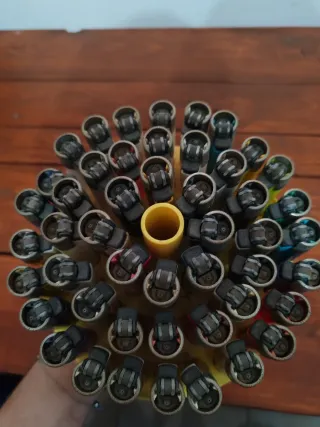 Clipper con espositore funzionanti e non