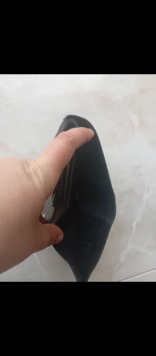 Cartera negra nueva a estrenar