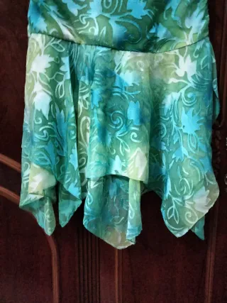 Vestido juvenil bonito estampado floral