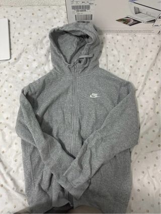 Chaqueta Nike Gris con Cremallera