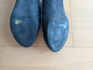 Pies de gato escalada infantil