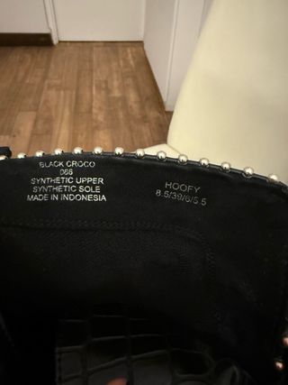 Botines Steven Madden negros con tachuelas