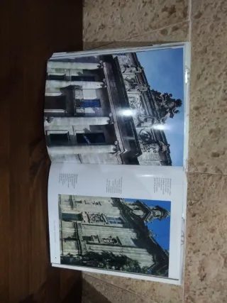 Santiago de Compostela Monumental y Turística