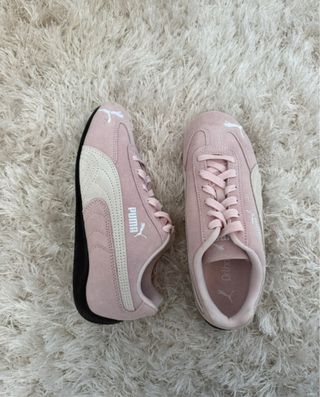 Zapatillas Puma Rosa y Beige