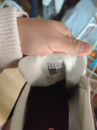 Zapatillas Adidas Gazelle Talla 41 usadas 1 vez