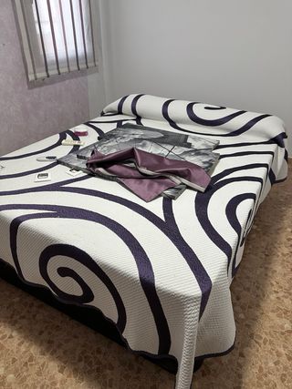 Tende per finestre e copriletto abbinato