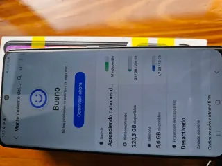 Samsung Galaxy S21 Ultra da 128 GB e 12 GB di RAM