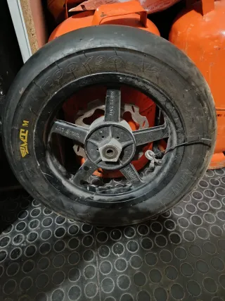 Mobster Supermotard 120/80-12. 100/90-12