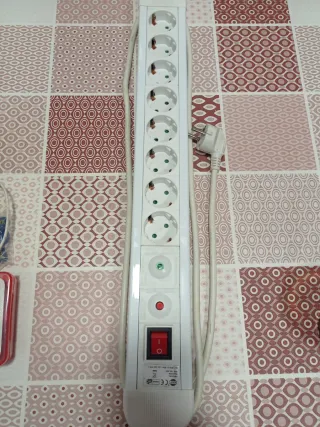 Regleta 8 enchufes con interruptor