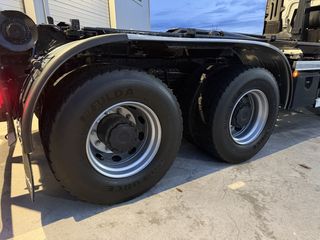 MAN TGS 33.400 6X4 gancho portacontenedores