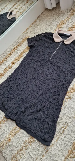 Vestido Negro Blonda Cuello Bobo Talla M