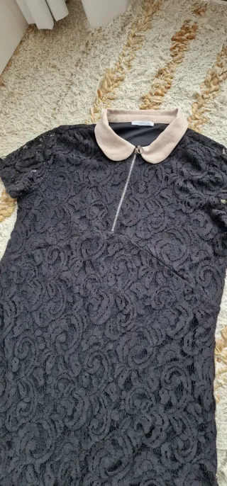 Vestido Negro Blonda Cuello Bobo Talla M