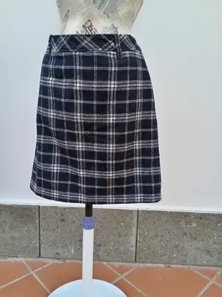 Gonna a quadri nera e bianca lana 50%