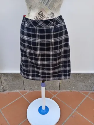 Gonna a quadri nera e bianca lana 50%
