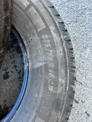 Cubiertas de coche 225/75 r16 cp