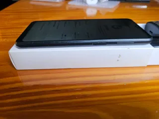 Samsung Galaxy A50 con 4 GB di RAM e 128 GB