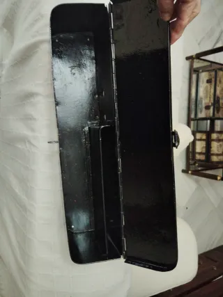 Caja de herramientas tractor antiguo