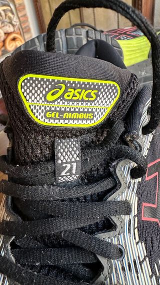 Zapatillas Asics Gel-Nimbus 21 Talla 43.5