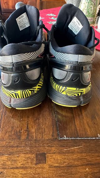 Zapatillas Asics Gel-Nimbus 21 Talla 43.5